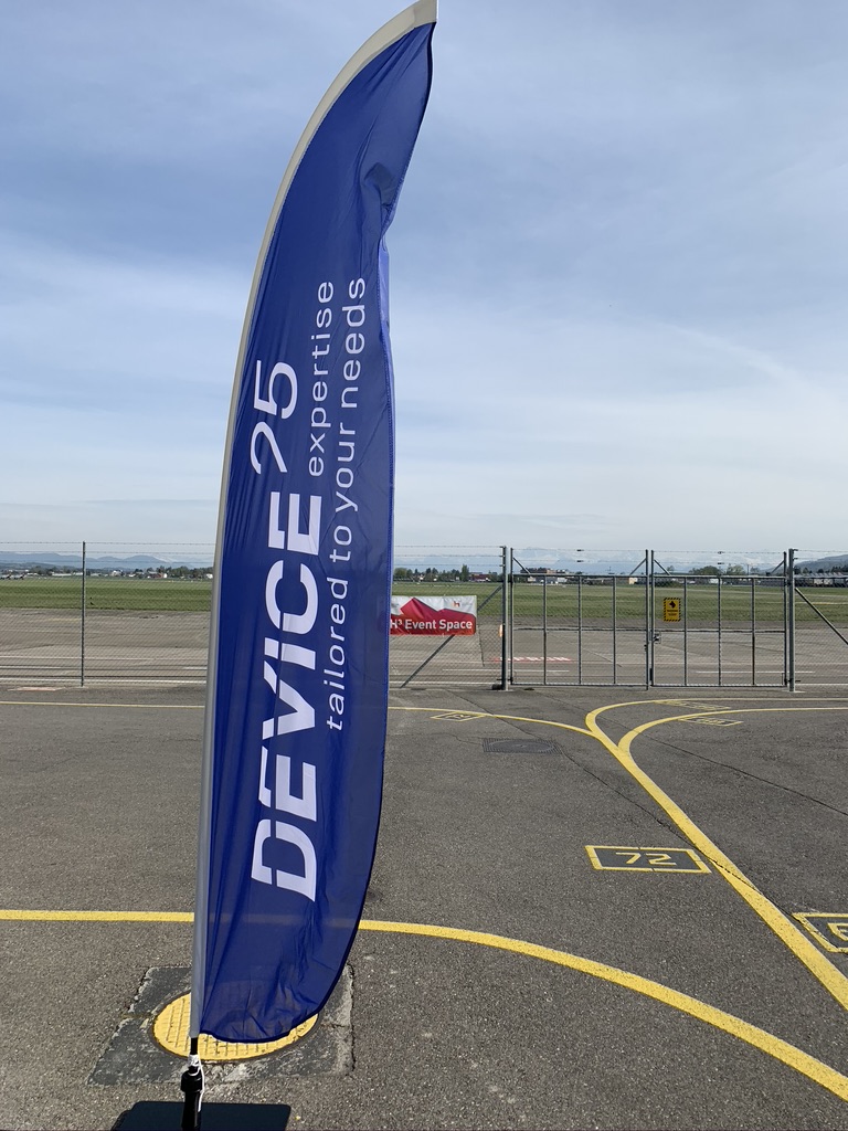 Beachflag Fortuna – Flexible Werbefahne mit leichtem Aufbau