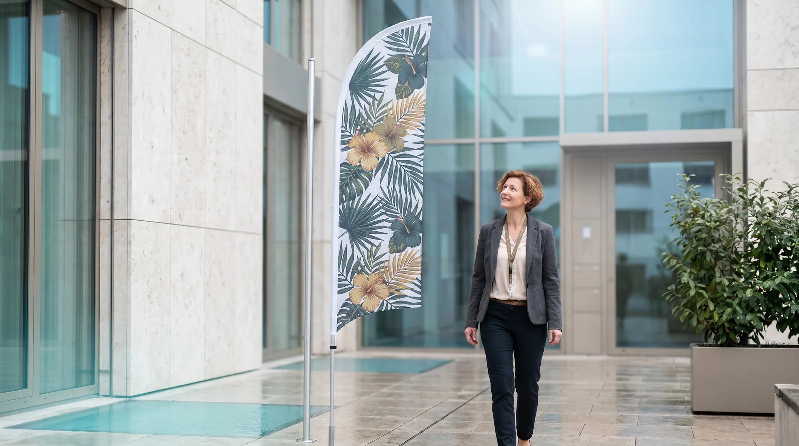 Auslegerfahne – Werbefahne von Chill & Easy