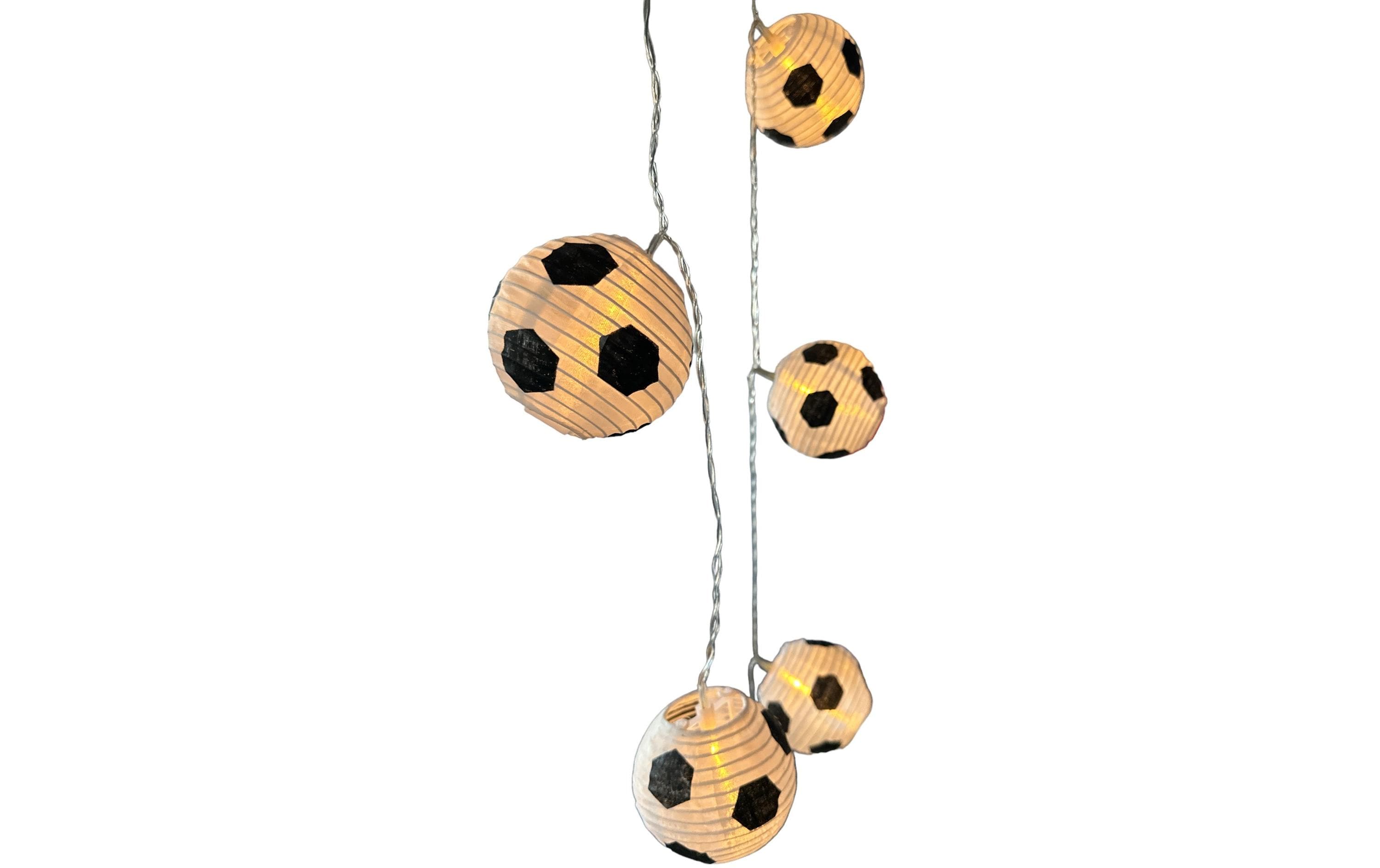 Dameco Lichterkette Fussball, 180, Weiss/Schwarz – Lichterkette von Dameco
