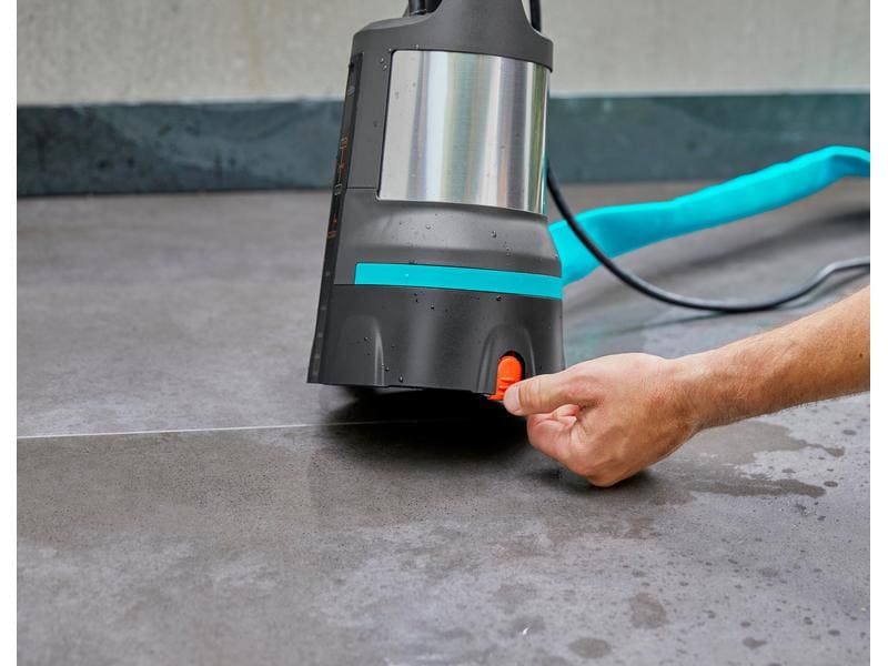 Gardena Klarwasser-Pumpe 11000 Aquasensor