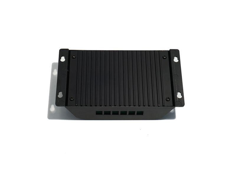 WATTSTUNDE PWM Solar Laderegler 20A mit LCD