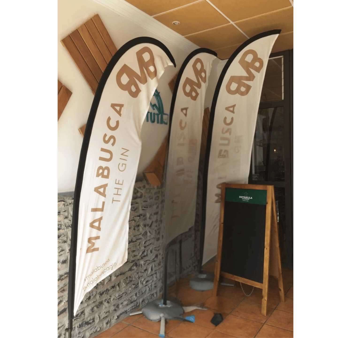 Beachflag Diana – Modern & geschwungen